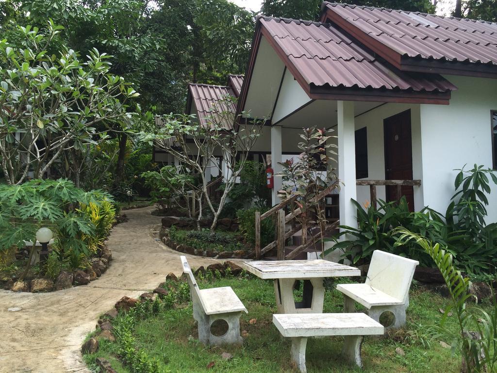 Baansanook Resort & Swimming Pool Koh Chang Buitenkant foto